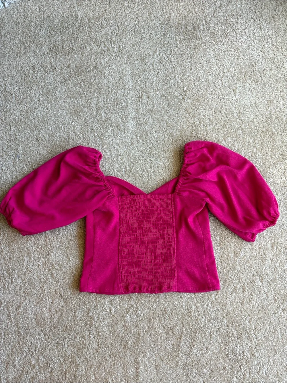 A&F Fuschia Puff Sleeve Sweetheart Crop Top